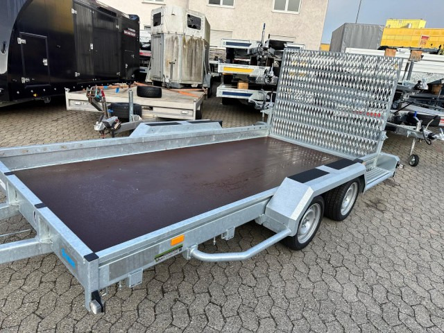 Hapert Indigo LF-2 4050 x 1790 x 200 mm, 3,5 to. - Reboque para carros: foto 3 Hapert Indigo LF-2 4050 x 1790 x 200 mm, 3,5 to. - Reboque para carros: foto 3