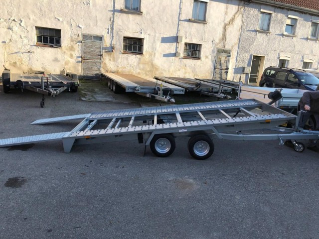 Humbaur Autotransportanhänger FTK 204022, 4000 x 2000 x 50 mm, 2,0 to. - Reboque transporte de veículos: foto 1 Humbaur Autotransportanhänger FTK 204022, 4000 x 2000 x 50 mm, 2,0 to. - Reboque transporte de veículos: foto 1