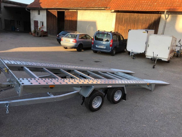Humbaur Autotransportanhänger FTK 204022, 4000 x 2000 x 50 mm, 2,0 to. - Reboque transporte de veículos: foto 3 Humbaur Autotransportanhänger FTK 204022, 4000 x 2000 x 50 mm, 2,0 to. - Reboque transporte de veículos: foto 3
