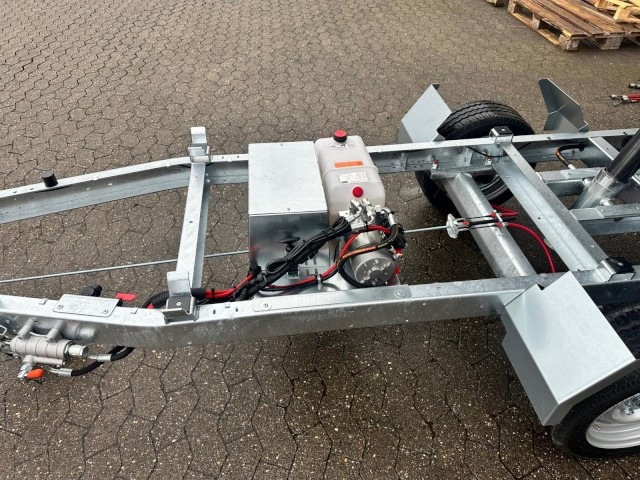 Humbaur HUK 182715 Heckkipper 1,8 t. E-Pumpe, 2680 x 1500 x 300mm - Reboque basculante: foto 3 Humbaur HUK 182715 Heckkipper 1,8 t. E-Pumpe, 2680 x 1500 x 300mm - Reboque basculante: foto 3