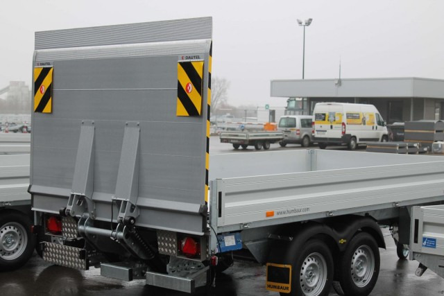 Humbaur Hebebühnenanhänger HK 35 45 22 V-Deichsel, 3,5 to. 4180 x 2135 x 2085 mm - Reboque furgão: foto 5 Humbaur Hebebühnenanhänger HK 35 45 22 V-Deichsel, 3,5 to. 4180 x 2135 x 2085 mm - Reboque furgão: foto 5