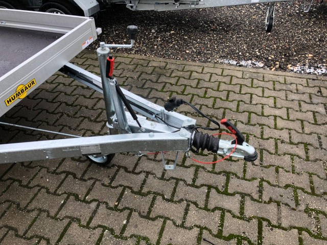 Humbaur Kleinfahrzeugtransporter KFT 153117, 1,5 t. 3115 x 1765 x 150 mm - Reboque para moto: foto 2 Humbaur Kleinfahrzeugtransporter KFT 153117, 1,5 t. 3115 x 1765 x 150 mm - Reboque para moto: foto 2