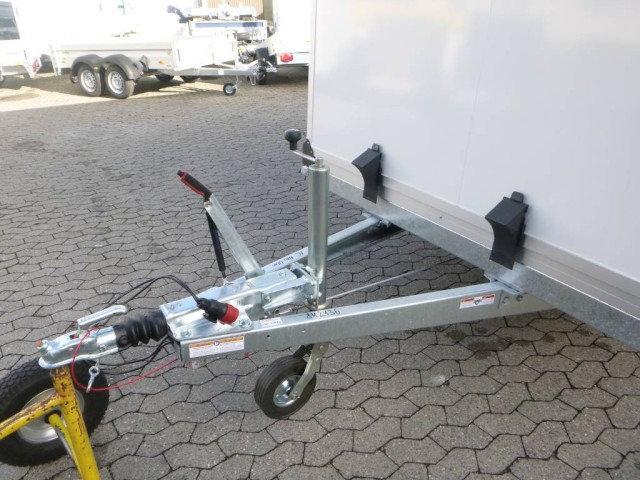 Humbaur Koffer HK 253218-20 PF30, 2,5 to. 3185x1730x1885mm - Reboque furgão: foto 2 Humbaur Koffer HK 253218-20 PF30, 2,5 to. 3185x1730x1885mm - Reboque furgão: foto 2