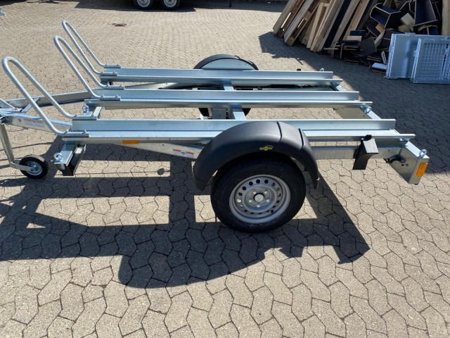 Humbaur Motorradanhänger HM 102113, HM 10 21 13, 1,0 t. 2095 x 1365 x 70 mm - Reboque para moto: foto 4 Humbaur Motorradanhänger HM 102113, HM 10 21 13, 1,0 t. 2095 x 1365 x 70 mm - Reboque para moto: foto 4