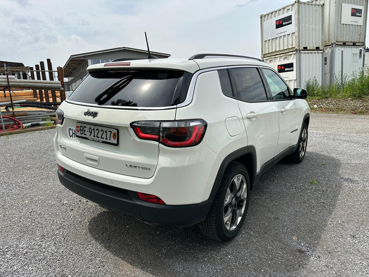 SUV JEEP: foto 11