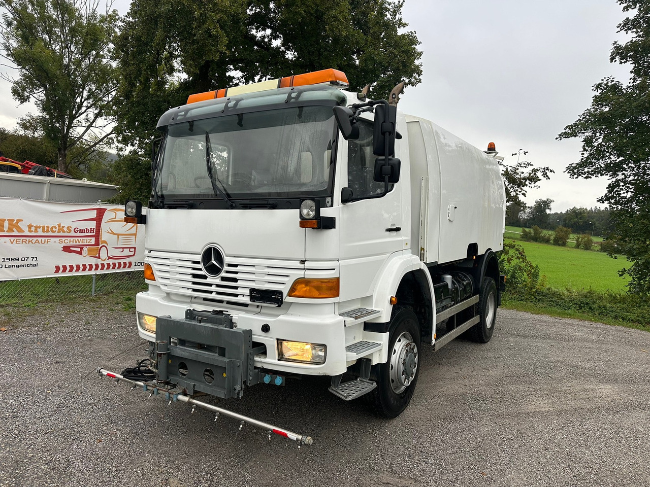 MERCEDES-BENZ Atego 1823 4x4 Faun 7m3 - Varredora urbana: foto 1 MERCEDES-BENZ Atego 1823 4x4 Faun 7m3 - Varredora urbana: foto 1
