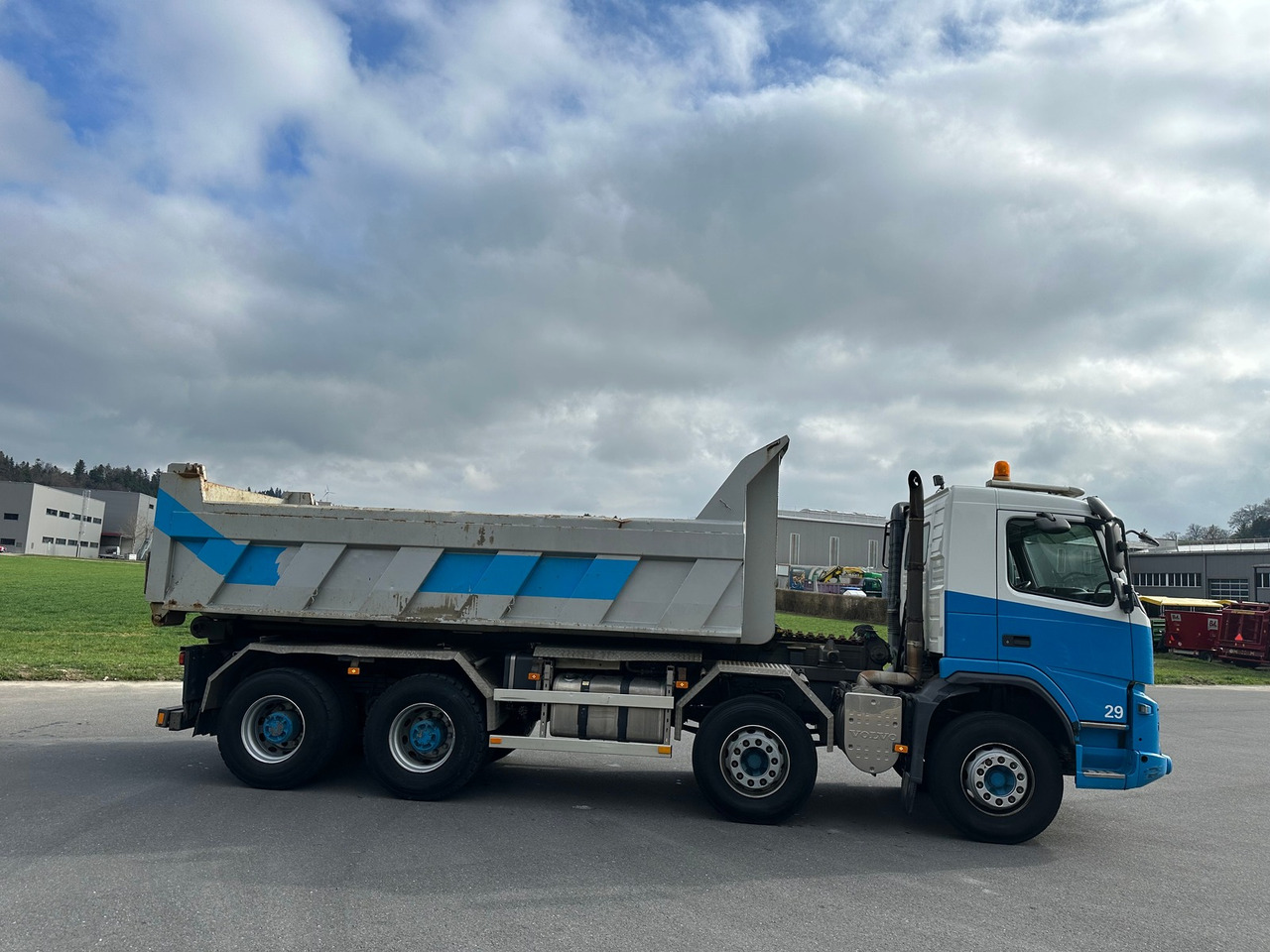 VOLVO FMX 420 8x4 - Caminhão com sistema de cabo: foto 4 VOLVO FMX 420 8x4 - Caminhão com sistema de cabo: foto 4
