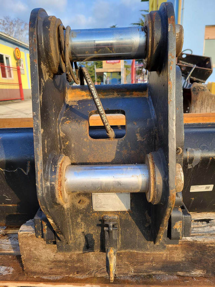 1500 mm Verachtert CW10 for 5-8 ton excavators - Balde escavadora: foto 3 1500 mm Verachtert CW10 for 5-8 ton excavators - Balde escavadora: foto 3