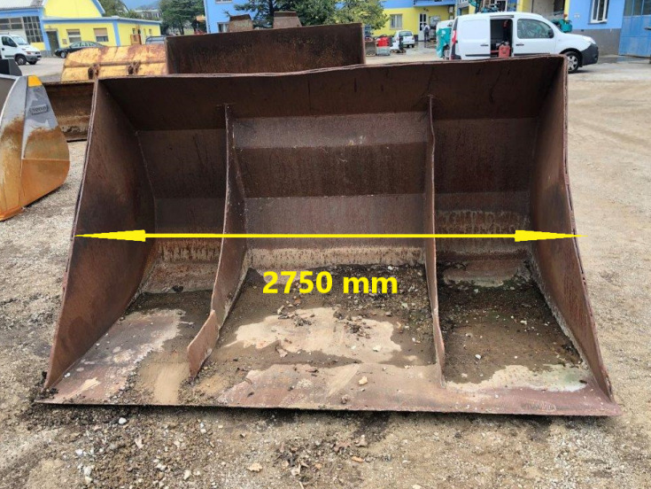 2750 mm Volvo - Balde para carregadeiras de Carregadeira: foto 1 2750 mm Volvo - Balde para carregadeiras de Carregadeira: foto 1