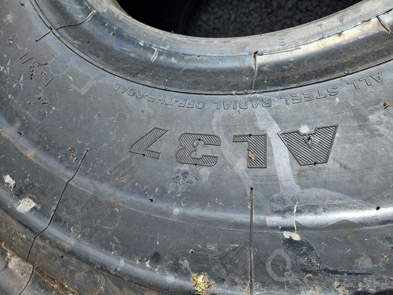 Aeolus AL37 26.5R25 - Pneu de Carregadeira de rodas: foto 3 Aeolus AL37 26.5R25 - Pneu de Carregadeira de rodas: foto 3