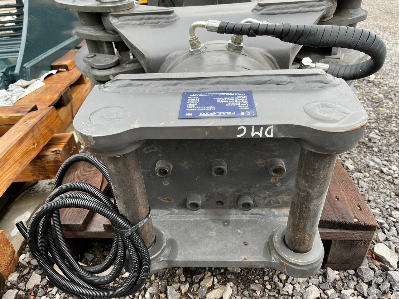 Balavto stone grapple BG08 with rotator - Garra de Escavadeira: foto 4 Balavto stone grapple BG08 with rotator - Garra de Escavadeira: foto 4