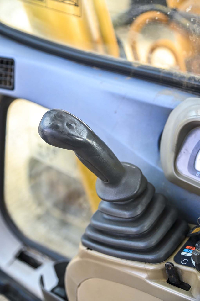 Escavadora de rastos CASE CX240B: foto 41 Escavadora de rastos CASE CX240B: foto 41