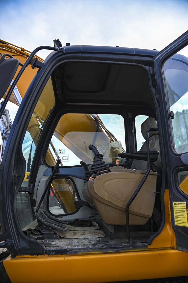 Escavadora de rastos CASE CX240B: foto 36 Escavadora de rastos CASE CX240B: foto 36