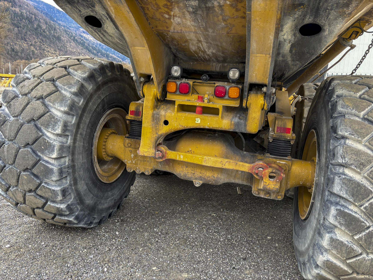 CATERPILLAR 740 - Caminhão articulado: foto 5 CATERPILLAR 740 - Caminhão articulado: foto 5