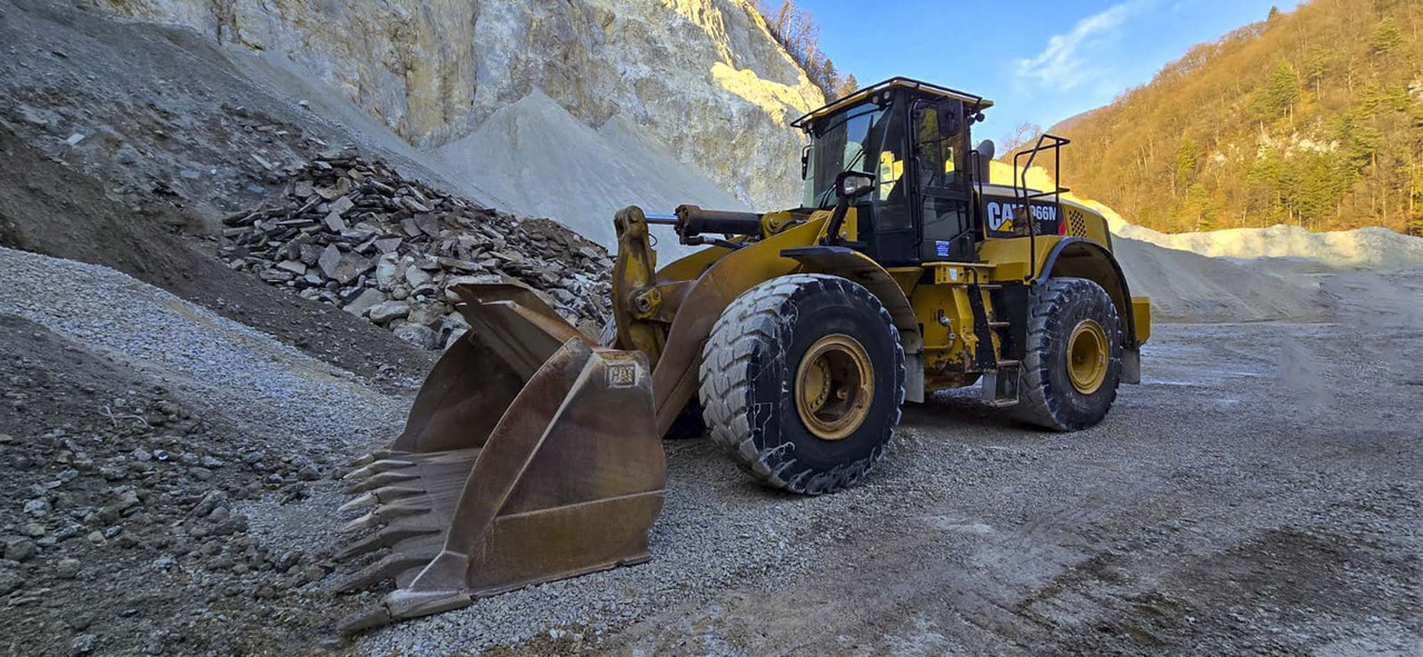 CATERPILLAR 966MXE - Carregadeira de rodas: foto 2 CATERPILLAR 966MXE - Carregadeira de rodas: foto 2