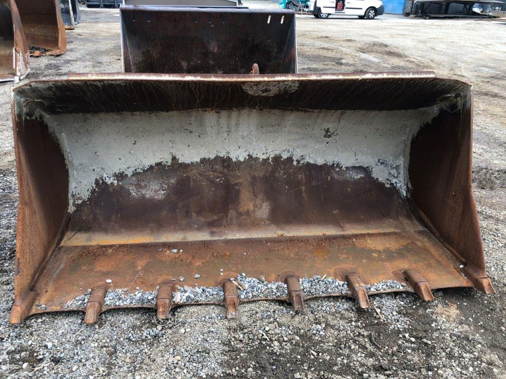 Caterpillar loader bucket 2900 mm - Balde para carregadeiras: foto 2 Caterpillar loader bucket 2900 mm - Balde para carregadeiras: foto 2