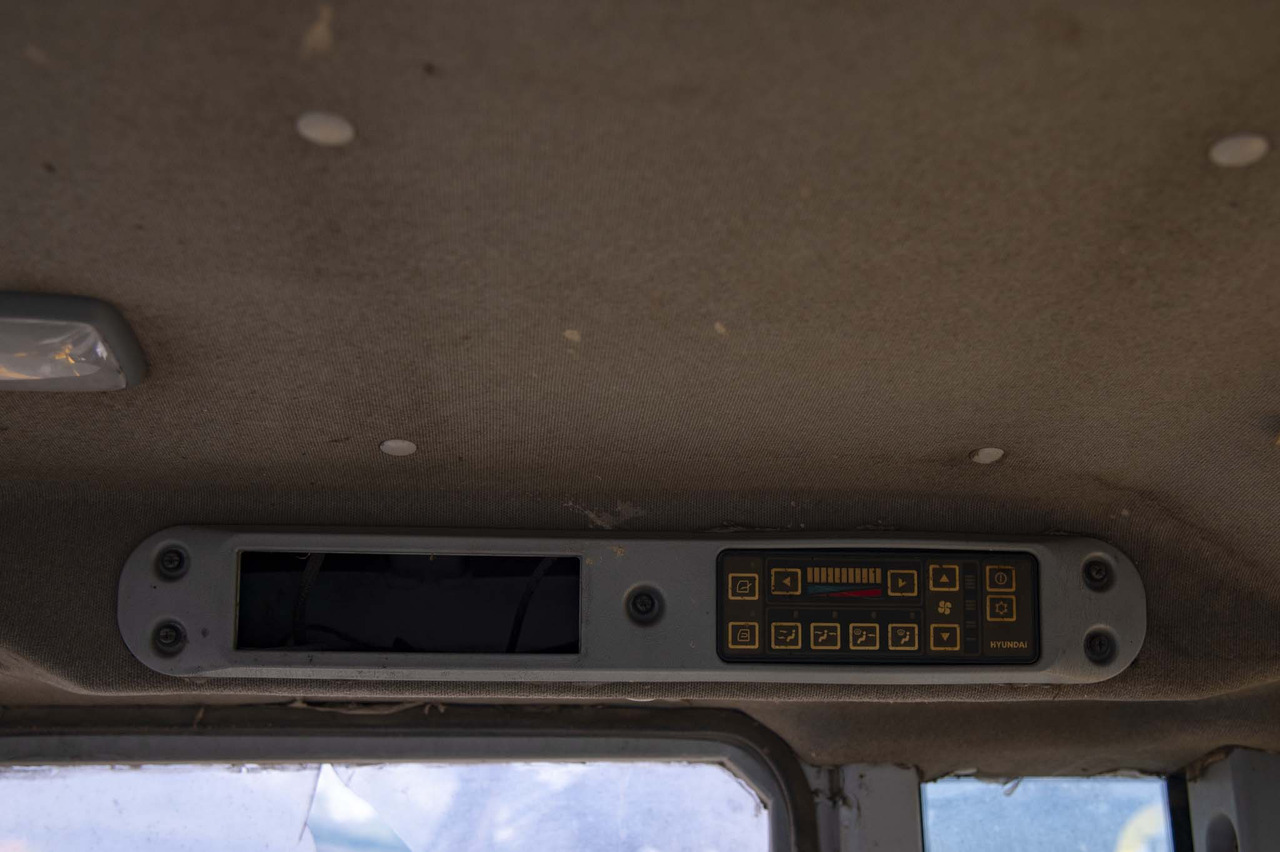 Carregadeira de rodas HYUNDAI HL740TM-7 for parts: foto 28 Carregadeira de rodas HYUNDAI HL740TM-7 for parts: foto 28