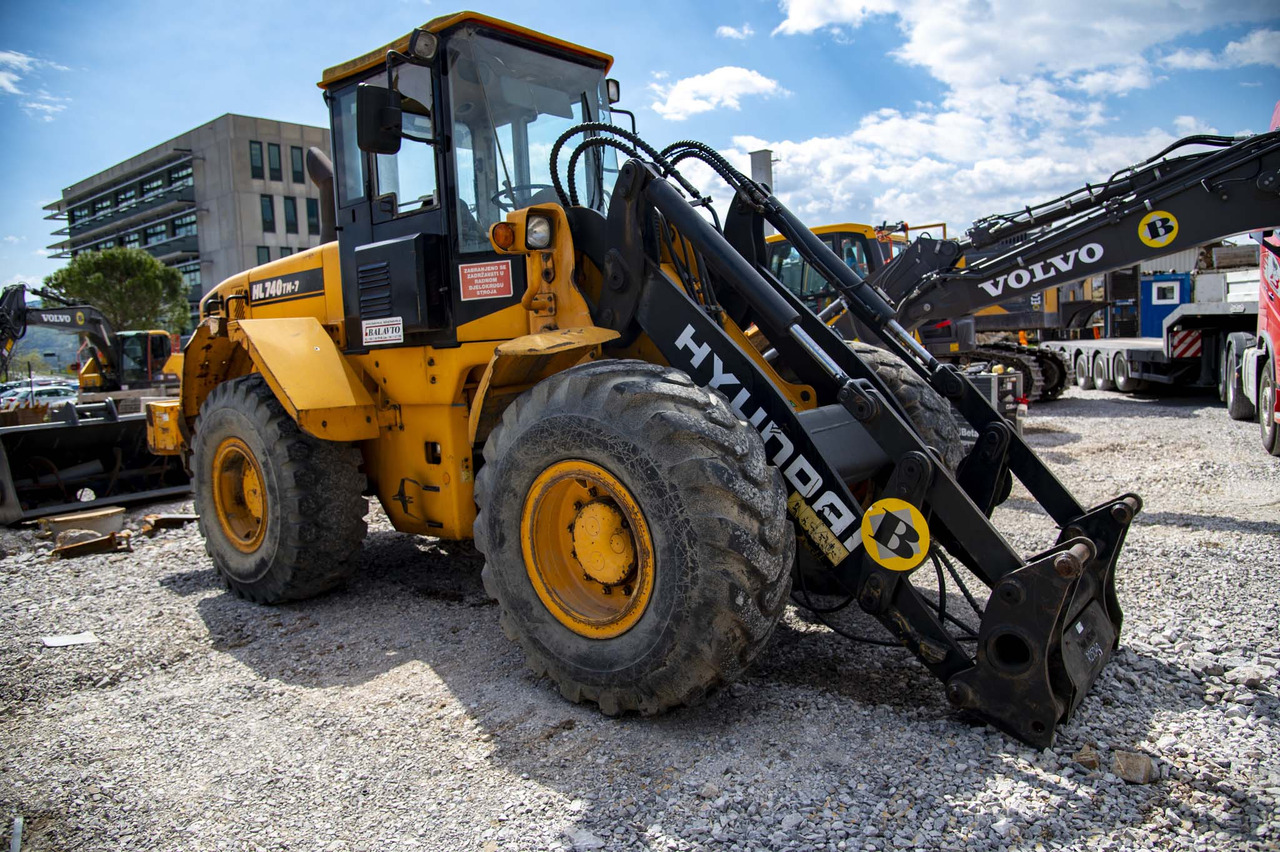 Carregadeira de rodas HYUNDAI HL740TM-7 for parts: foto 9 Carregadeira de rodas HYUNDAI HL740TM-7 for parts: foto 9