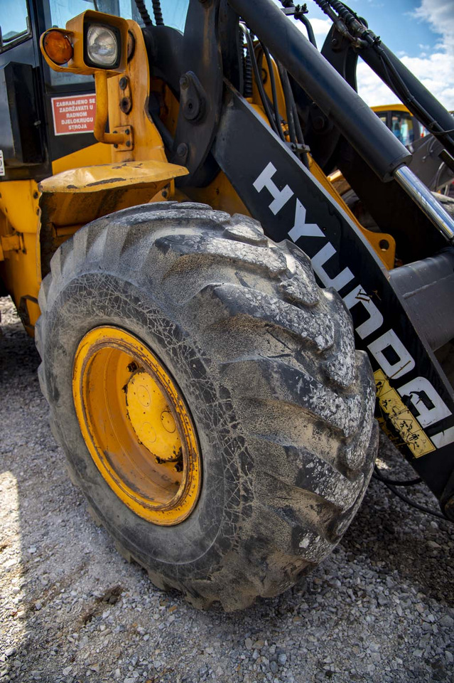 Carregadeira de rodas HYUNDAI HL740TM-7 for parts: foto 16 Carregadeira de rodas HYUNDAI HL740TM-7 for parts: foto 16