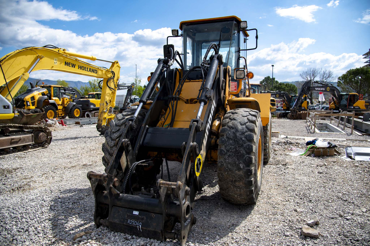Carregadeira de rodas HYUNDAI HL740TM-7 for parts: foto 11 Carregadeira de rodas HYUNDAI HL740TM-7 for parts: foto 11