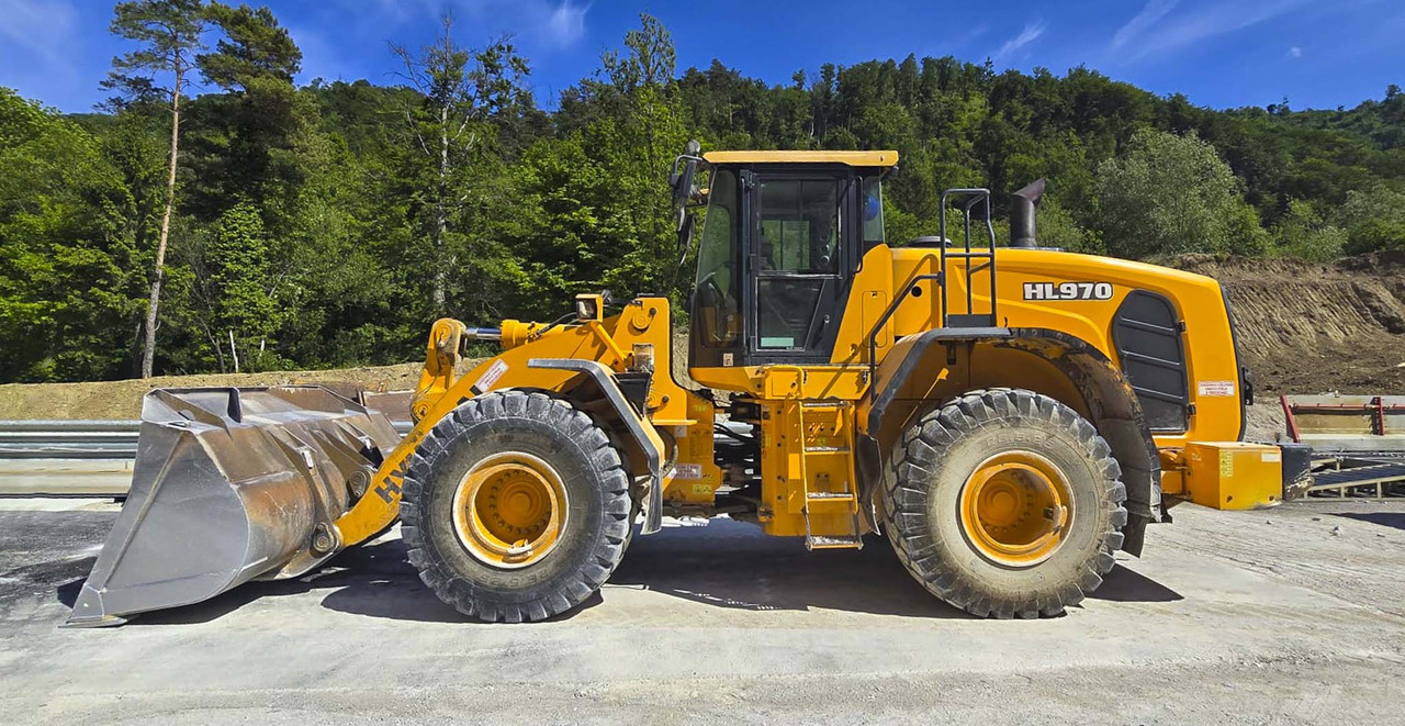 HYUNDAI HL970 - Carregadeira de rodas: foto 2 HYUNDAI HL970 - Carregadeira de rodas: foto 2