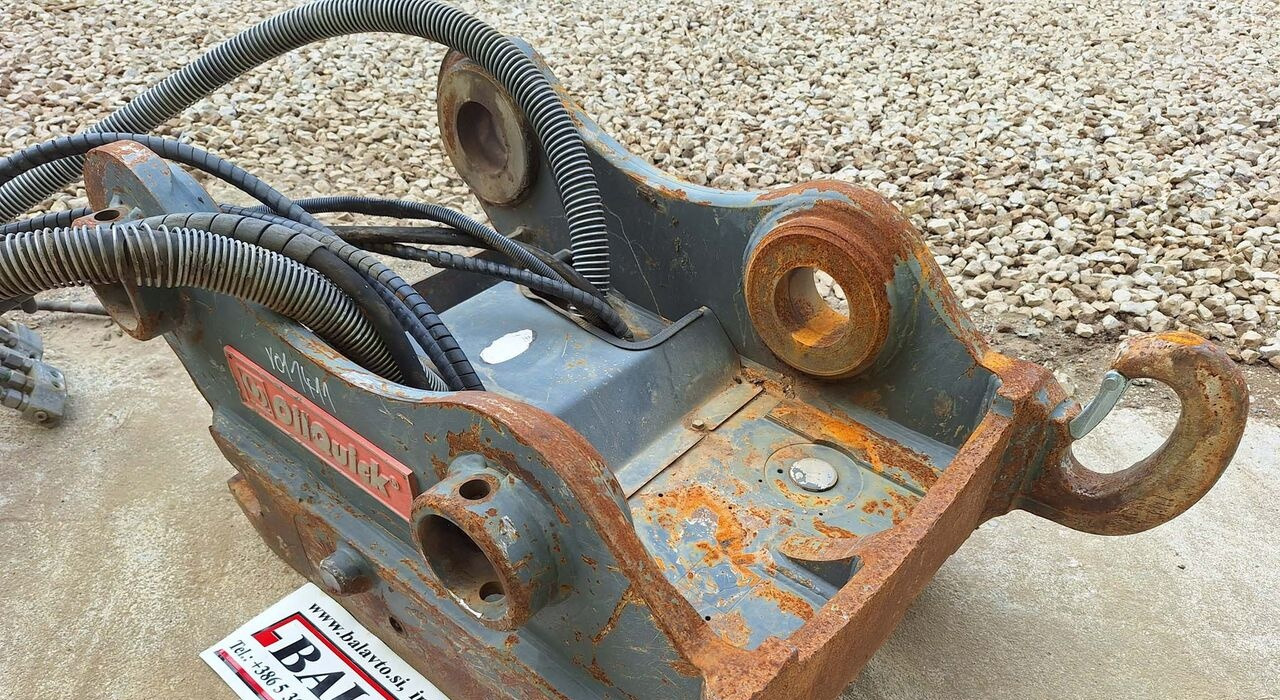 OilQuick hydraulic OQ70/55 - Acoplamento rápido de Escavadeira: foto 1 OilQuick hydraulic OQ70/55 - Acoplamento rápido de Escavadeira: foto 1