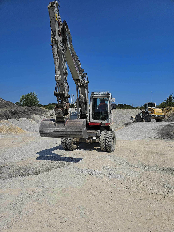 Takeuchi TB1160W - Escavadeira de rodas: foto 2 Takeuchi TB1160W - Escavadeira de rodas: foto 2