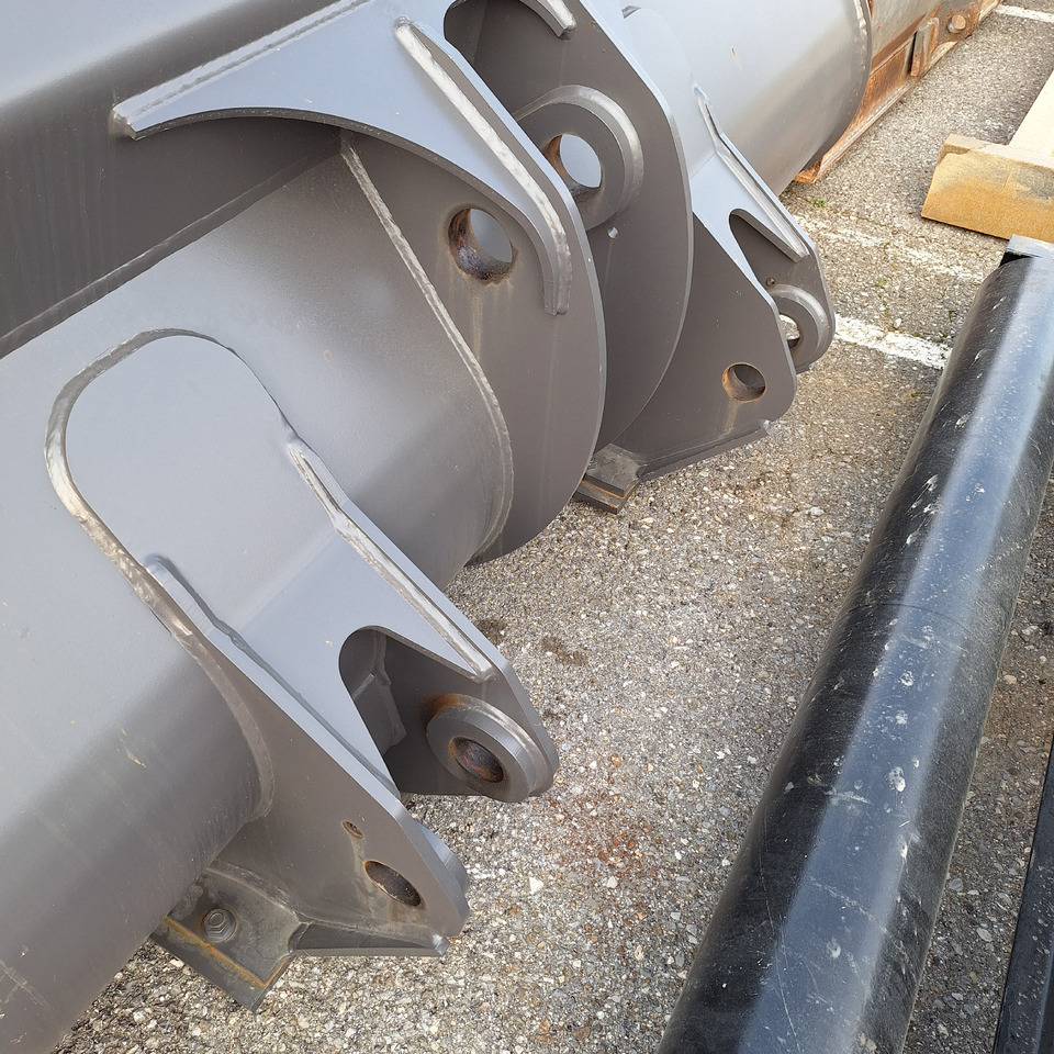 VOLVO 2880 mm for 18-22 ton wheel loaders - Balde para carregadeiras de Máquina de construção: foto 4 VOLVO 2880 mm for 18-22 ton wheel loaders - Balde para carregadeiras de Máquina de construção: foto 4