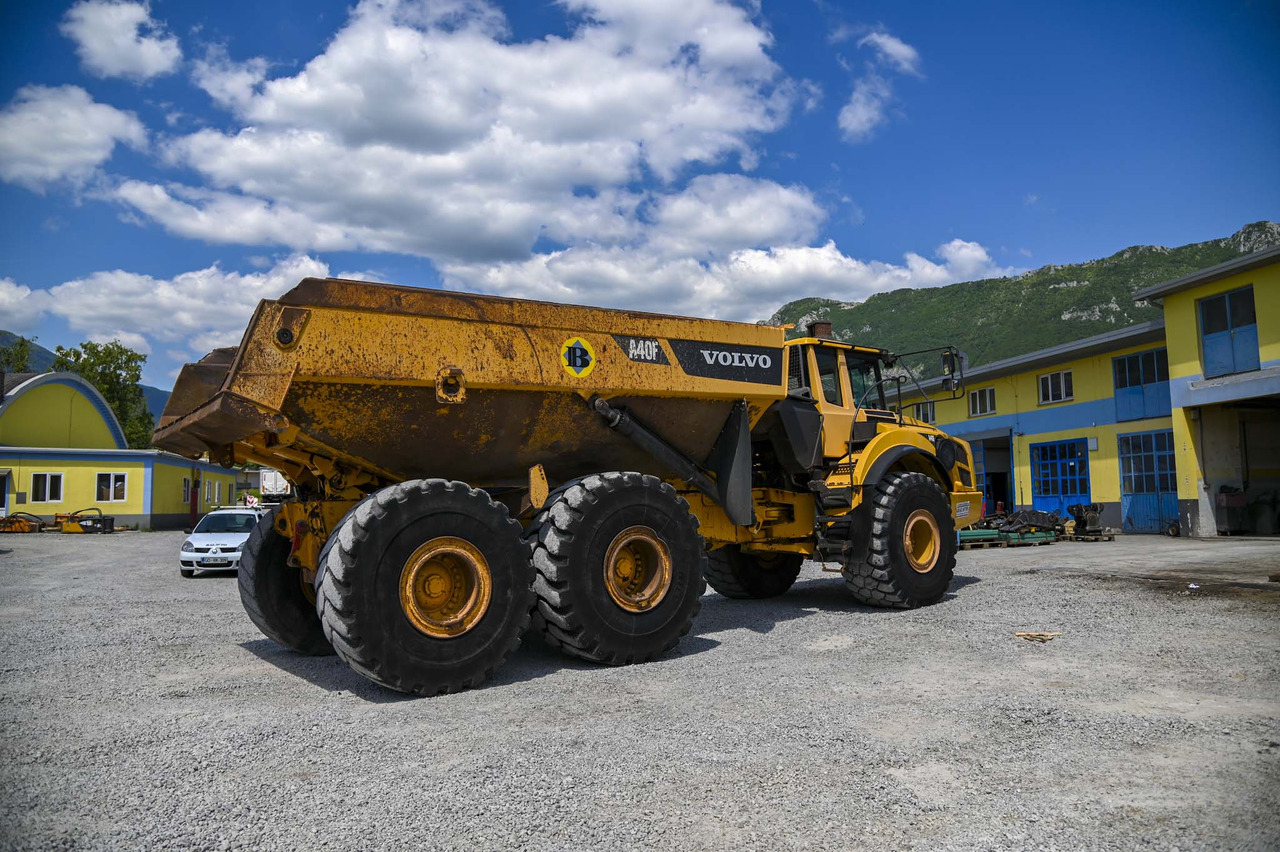 Caminhão articulado VOLVO A40F: foto 7