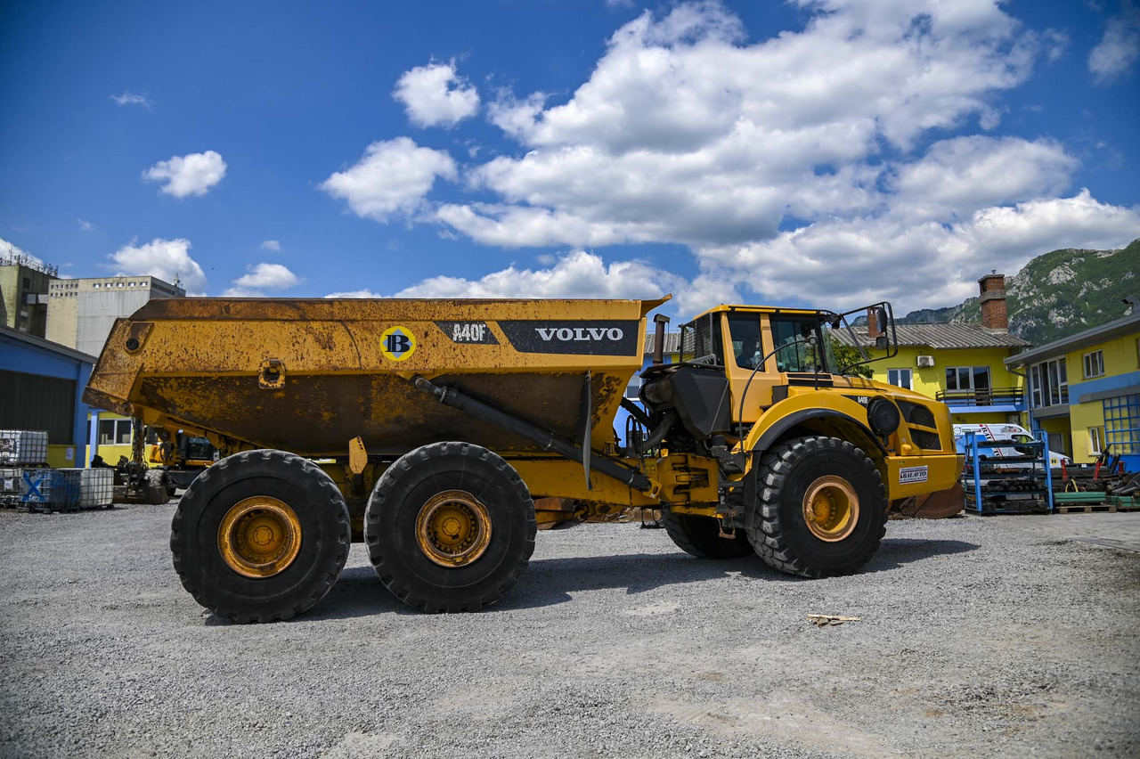 Caminhão articulado VOLVO A40F: foto 8