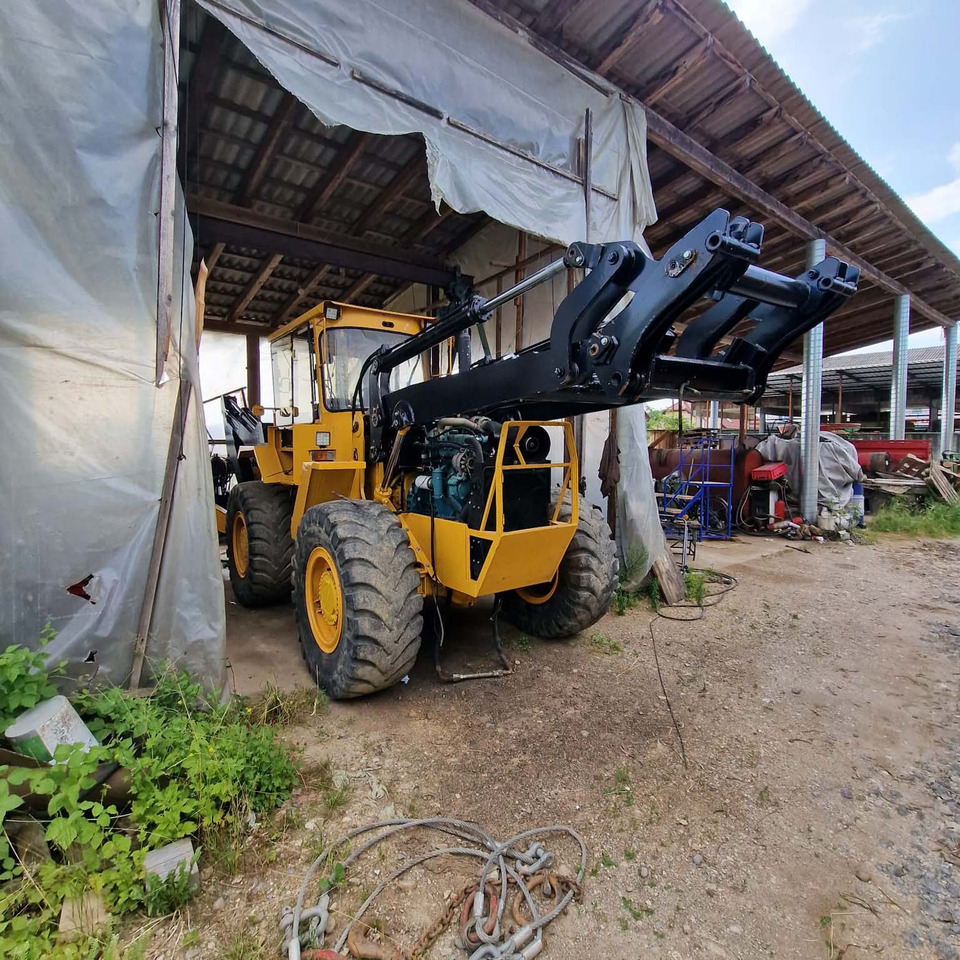 VOLVO BM6300 - Retroescavadeira: foto 3 VOLVO BM6300 - Retroescavadeira: foto 3