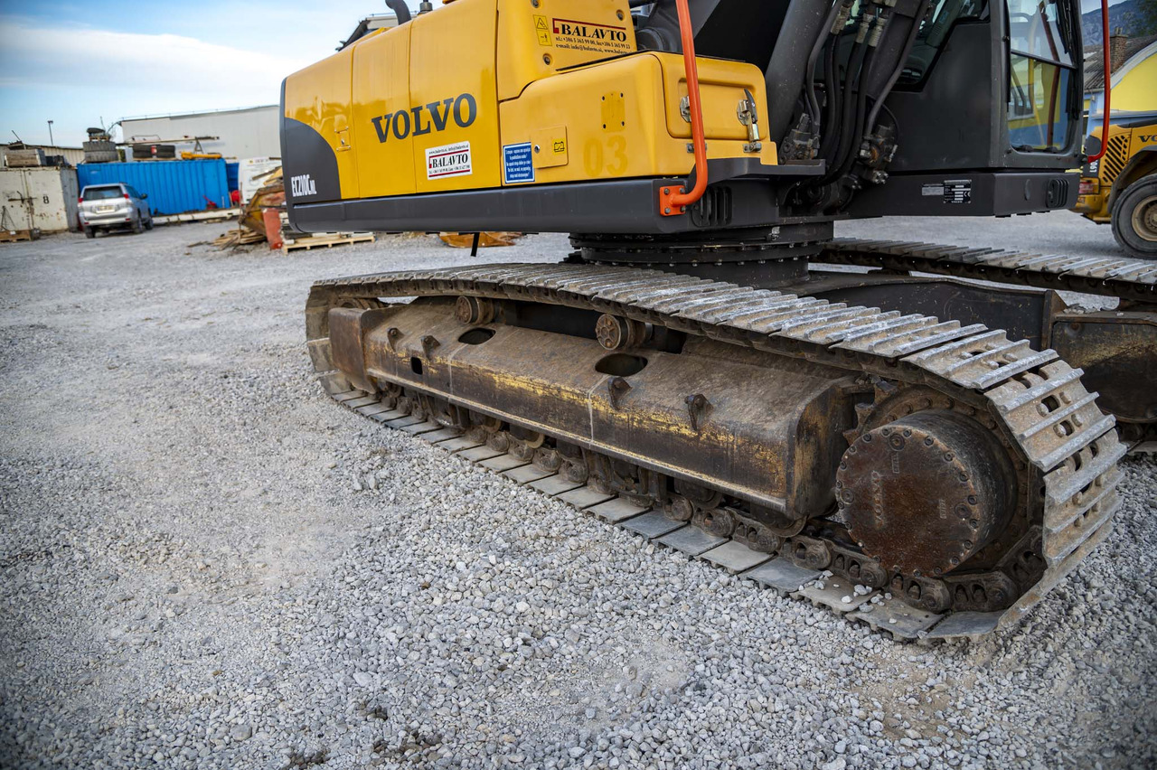Escavadora de rastos VOLVO EC210CNL: foto 25