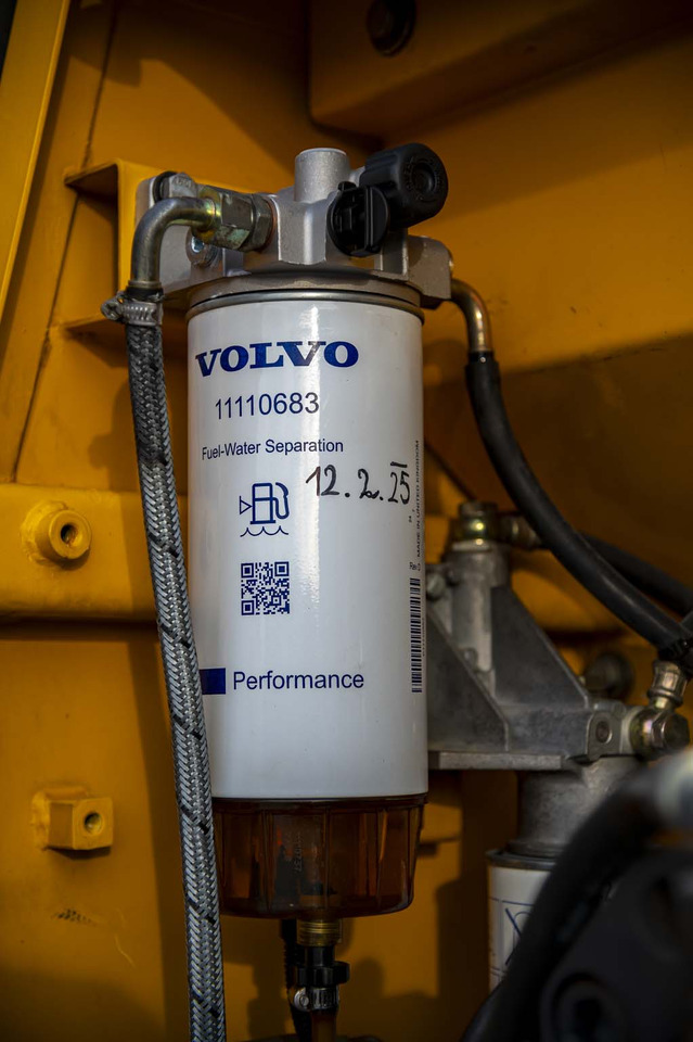 Escavadora de rastos VOLVO EC210CNL: foto 46