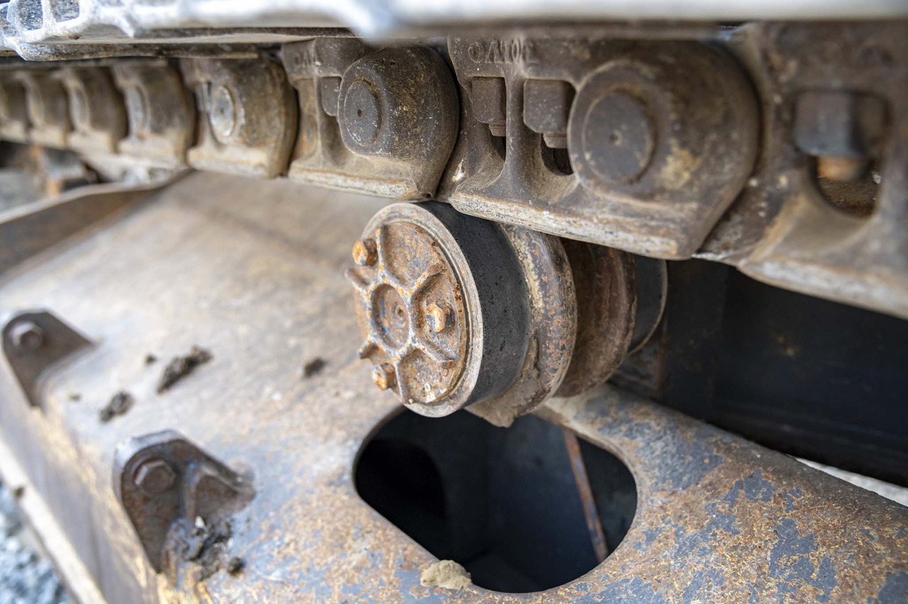 Escavadora de rastos VOLVO EC210CNL: foto 36