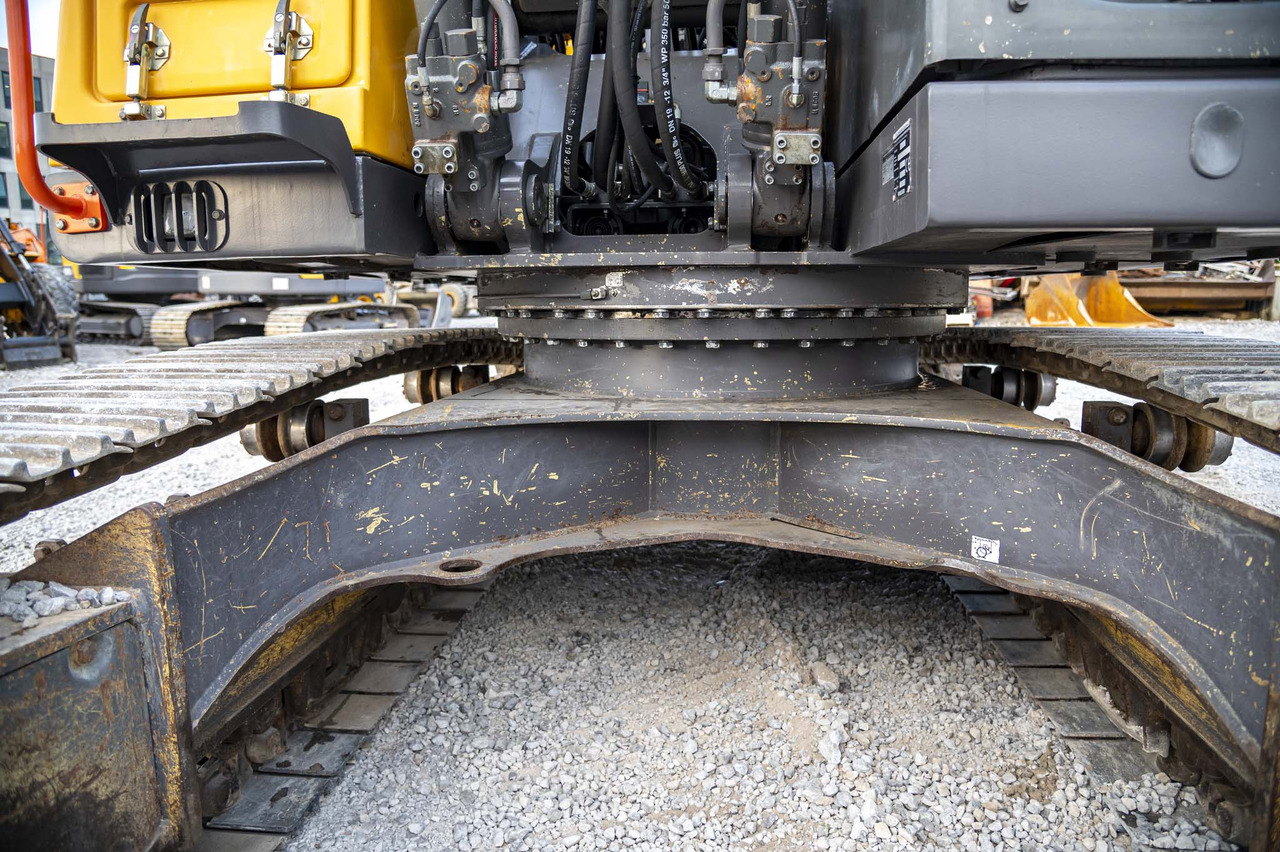 Escavadora de rastos VOLVO EC210CNL: foto 23