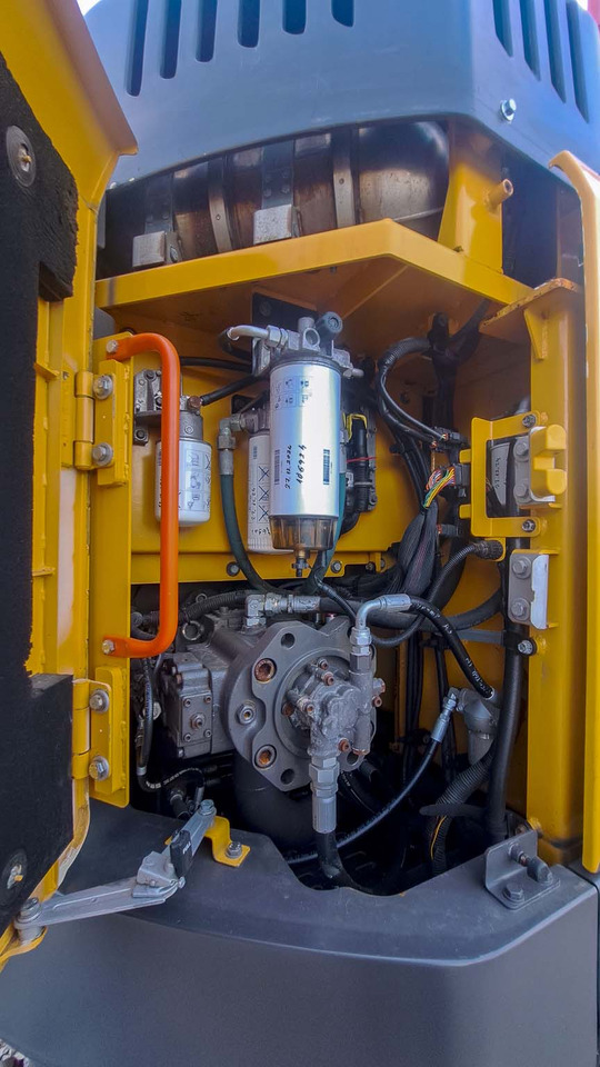 Escavadora de rastos VOLVO ECR235EL: foto 11