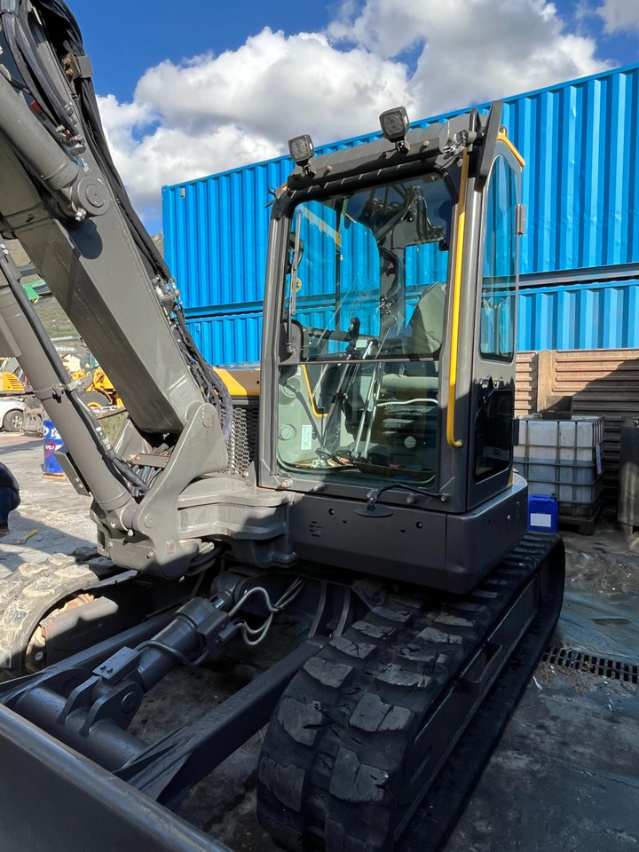 VOLVO ECR88D - Mini escavadeira: foto 3 VOLVO ECR88D - Mini escavadeira: foto 3