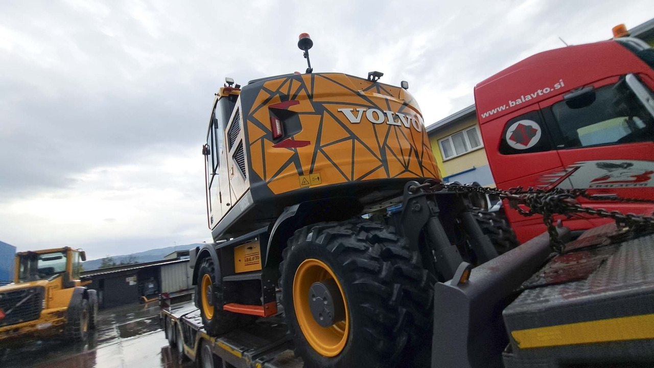 VOLVO EWR150E - Escavadeira de rodas: foto 4 VOLVO EWR150E - Escavadeira de rodas: foto 4