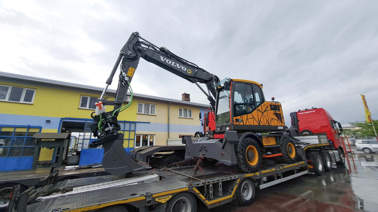 VOLVO EWR150E - Escavadeira de rodas: foto 1 VOLVO EWR150E - Escavadeira de rodas: foto 1