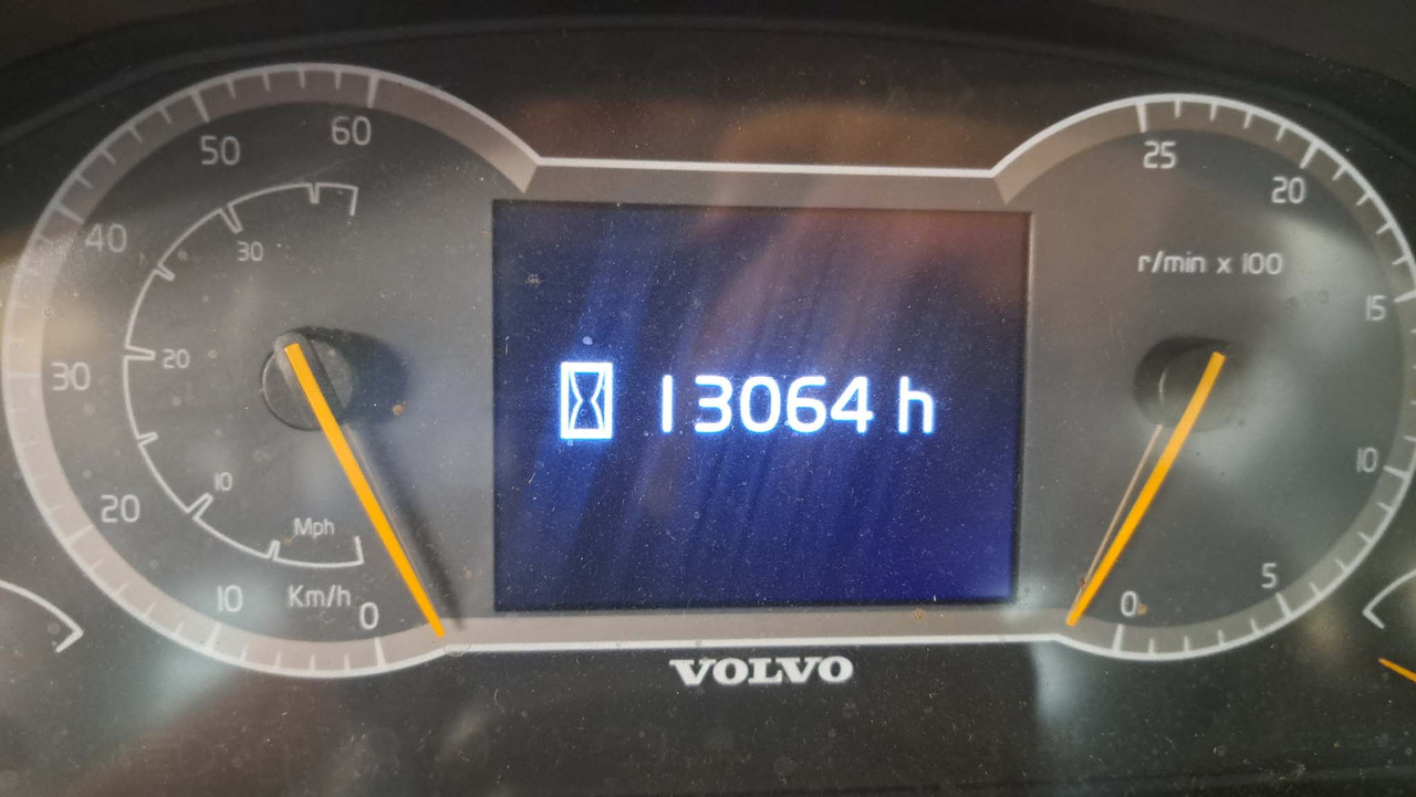 Locação de VOLVO L220H VOLVO L220H: foto 22