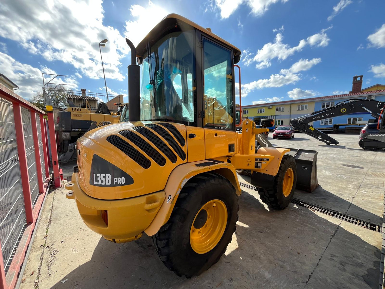 VOLVO L35B - Carregadeira de rodas: foto 4 VOLVO L35B - Carregadeira de rodas: foto 4