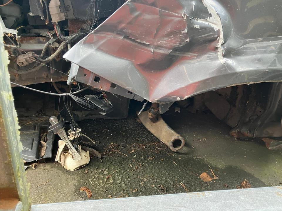 Mitsubishi Colt Unfallfahrzeug - Automóvel: foto 5 Mitsubishi Colt Unfallfahrzeug - Automóvel: foto 5