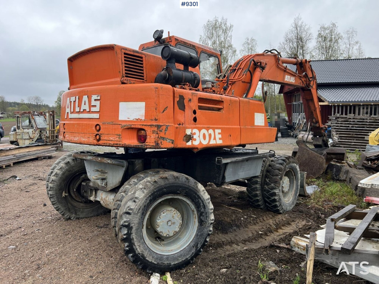 Atlas 1302 E Wheeled excavator with attachments (VIDEO) - Escavadeira de rodas: foto 5 Atlas 1302 E Wheeled excavator with attachments (VIDEO) - Escavadeira de rodas: foto 5