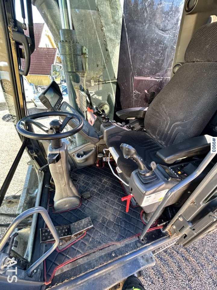 Atlas 160 wheel excavator with tiltrotator and attachments - Escavadeira de rodas: foto 5 Atlas 160 wheel excavator with tiltrotator and attachments - Escavadeira de rodas: foto 5