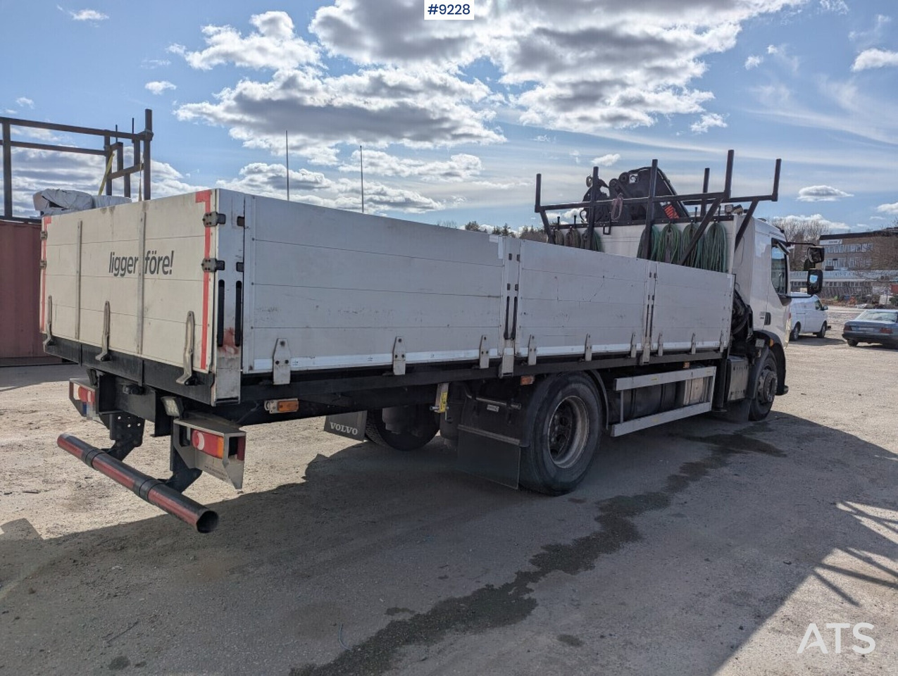 Crane Truck Volvo FL 280 4X2 with HIAB XS 144 E-5 crane (SEE VIDEO) - Caminhão grua: foto 4 Crane Truck Volvo FL 280 4X2 with HIAB XS 144 E-5 crane (SEE VIDEO) - Caminhão grua: foto 4