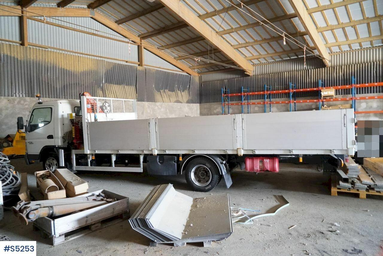 Crane truck with flat Mitsubishi Canter 7C15 - Caminhão grua: foto 2 Crane truck with flat Mitsubishi Canter 7C15 - Caminhão grua: foto 2