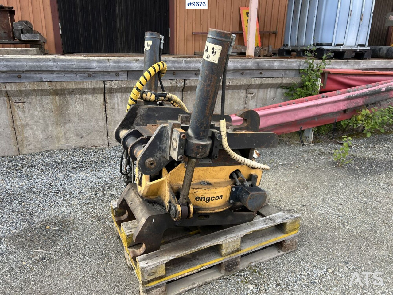 Engcon EC30 Rotortilt with B27 bracket - Tiltrotator: foto 1 Engcon EC30 Rotortilt with B27 bracket - Tiltrotator: foto 1