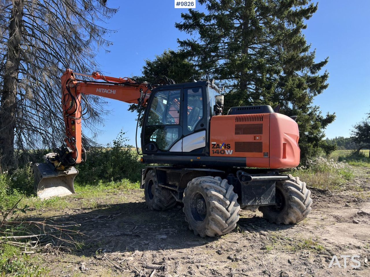 Escavadeira de rodas Hitachi ZX140 W-5B with rotor and planer bucket: foto 7 Escavadeira de rodas Hitachi ZX140 W-5B with rotor and planer bucket: foto 7