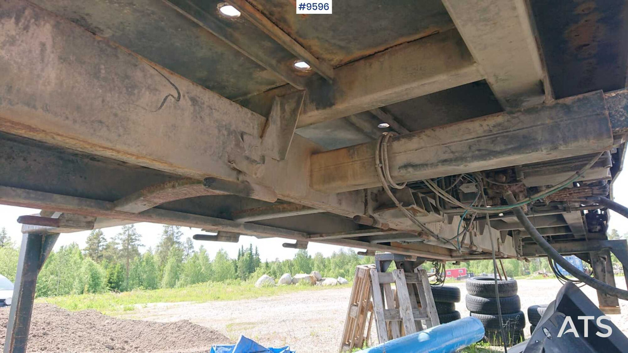 JOAB skip loader from 2002 - Sistema de elevação polibenne/ Multibenne: foto 2 JOAB skip loader from 2002 - Sistema de elevação polibenne/ Multibenne: foto 2