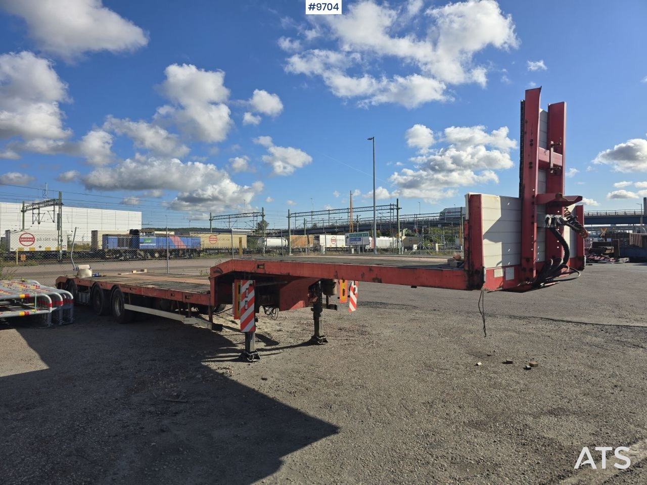 Jumbotrailer HRD NTG - Semireboque baixa: foto 1 Jumbotrailer HRD NTG - Semireboque baixa: foto 1